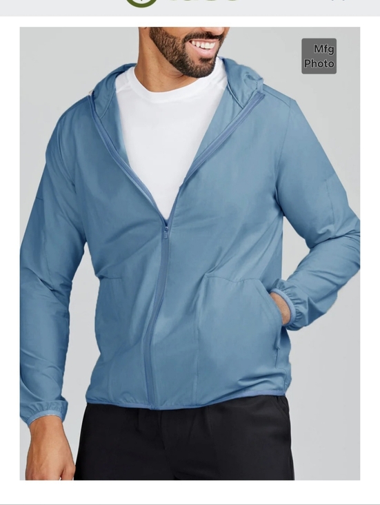 Tasc Performance Other - Tasc Swift Lightweight Hooded Windbreaker Jacket, Mens Medium